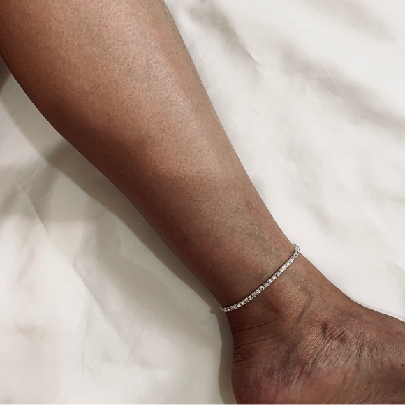 Brand new shiny elastic band bracelet or anklet - Picture 4 of 12